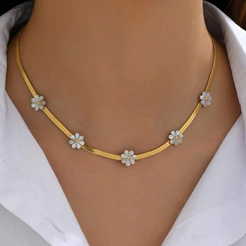 Floral gold necklace  A193